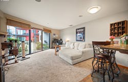 720 NW NAITO PKWY, Portland, OR 97209