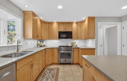 18 Bromfield Rd, Acton, MA 01720