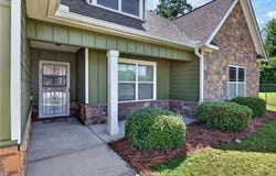 12 Easy Street, Seale, AL 36875