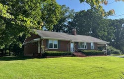 366 HOWARD DR, Salem, VA 24153