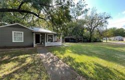 1744 Neathery, Paris, TX 75460
