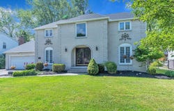 65 Autumnview Road, Amherst, NY 14221