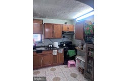 579 PINE STREET, CAMDEN, NJ 08103