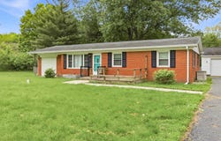 11717 E Edgewater Road, Albany, IN 47320