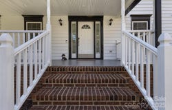 10700 Chestnut Hill Drive, Matthews, NC 28105