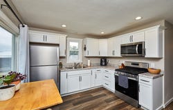 66 E High Street, Winterset, IA 50273