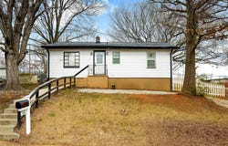 634 Lake Street, Lexington, NC 27292