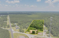 111 William Gurganus Road, Maple Hill, NC 28454