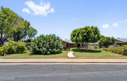 929 W 10TH Place, Mesa, AZ 85201