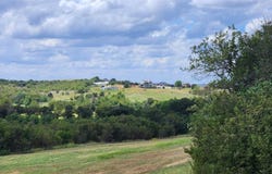 000 Parker Hill Road, Ennis, TX 75152
