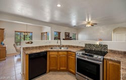 1970 TWIN PINES Trail, Overgaard, AZ 85933