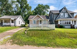 810 18th Street NE, Canton, OH 44714