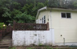 315 Crawford Valley Drive, Hazard, KY 41701