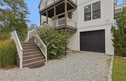 100 N Lawson Road, Poquoson, VA 23662