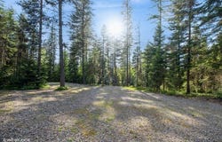 19132 High Road Lane, Bigfork, MT 59911