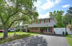 95 Prospect Ave, Hillsdale Boro, NJ 07642-1728