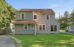 130 Westmoreland Ave, Longmeadow, MA 01106
