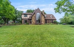 900 Colonel Anderson Pkwy, Louisville, KY 40222