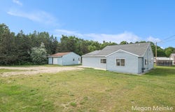 3682 W Long Lake Road, Orleans, MI 48865
