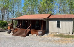 185 S Wind Lane, Burkesville, KY 42717