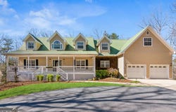 154 Hickory, Dahlonega, GA 30533
