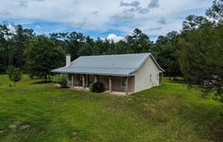 25296 97th Dr, O'Brien, FL 32071