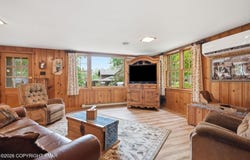 128 Crest Drive, Lake Harmony, PA 18624