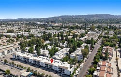 18645 Hatteras St, Tarzana, CA 91356