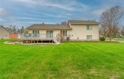 704 W Main Street, Madelia, MN 56062