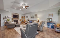 10897 State Highway U, Mineral Point, MO 63660