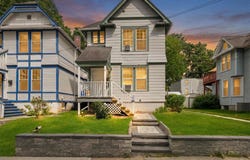 17 Carroll Street, Poughkeepsie, NY 12601