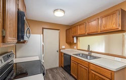 138 96th Lane NE, Blaine, MN 55434