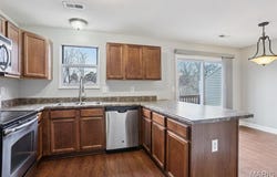 1361 Forest Creek, St Peters, MO 63303