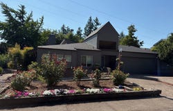 892 S 55TH PL, Springfield, OR 97478