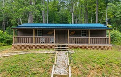 1 Poppy Lane, Campton, KY 41301