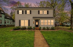 112 W Spruce Street, Marshall, MI 49068