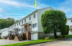 100 Scenery Lane, Johnston, RI 02919