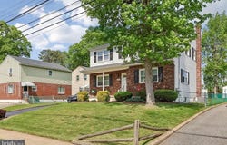 2607 GRAND, HOLMES, PA 19043