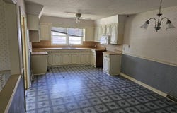 423 N Elizabeth Street, Nevada, MO 64772