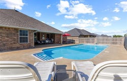 2104 Stratta Drive, Weatherford, OK 73096