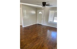 805 W Bain Street, Dexter, MO 63841