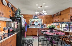 136 Christopher Circle, Athens, AL 35611