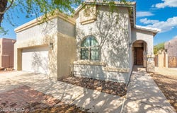 2221 N Avenida Tabica, Green Valley, AZ 85614