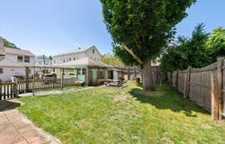 79 Warwick St, Lowell, MA 01851