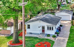 6829 Garland Street, Lincoln, NE 68505