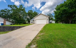145 Homewood Lane, Kimberling City, MO 65686