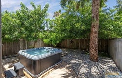 118 E Esperanza Ave., South Padre Island, TX 78597