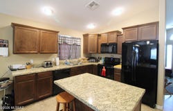 1330 S Kelson Place, Safford, AZ 85546