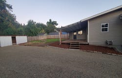 140 S 17TH ST, Cottage Grove, OR 97424
