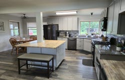 475 riley center, Riley, MI 48041